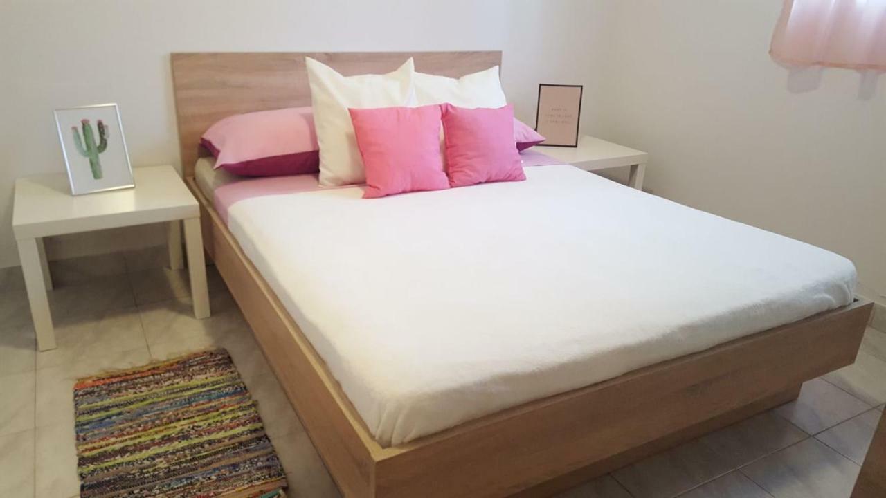 Apartment Mate Starigrad Paklenica Exterior foto